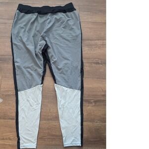Gymshark Mens XL Grey Black Athletic Jogger Sweatpants